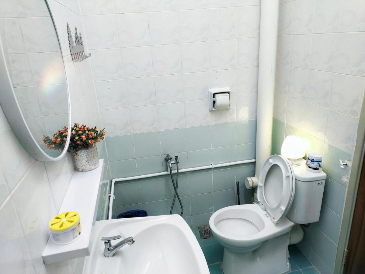 Semi-Detached, Up To 21 Pax, 4 Bedrooms, 3 Bathrooms, 4 Car Parks By Star Home 바얀레파스 외부 사진